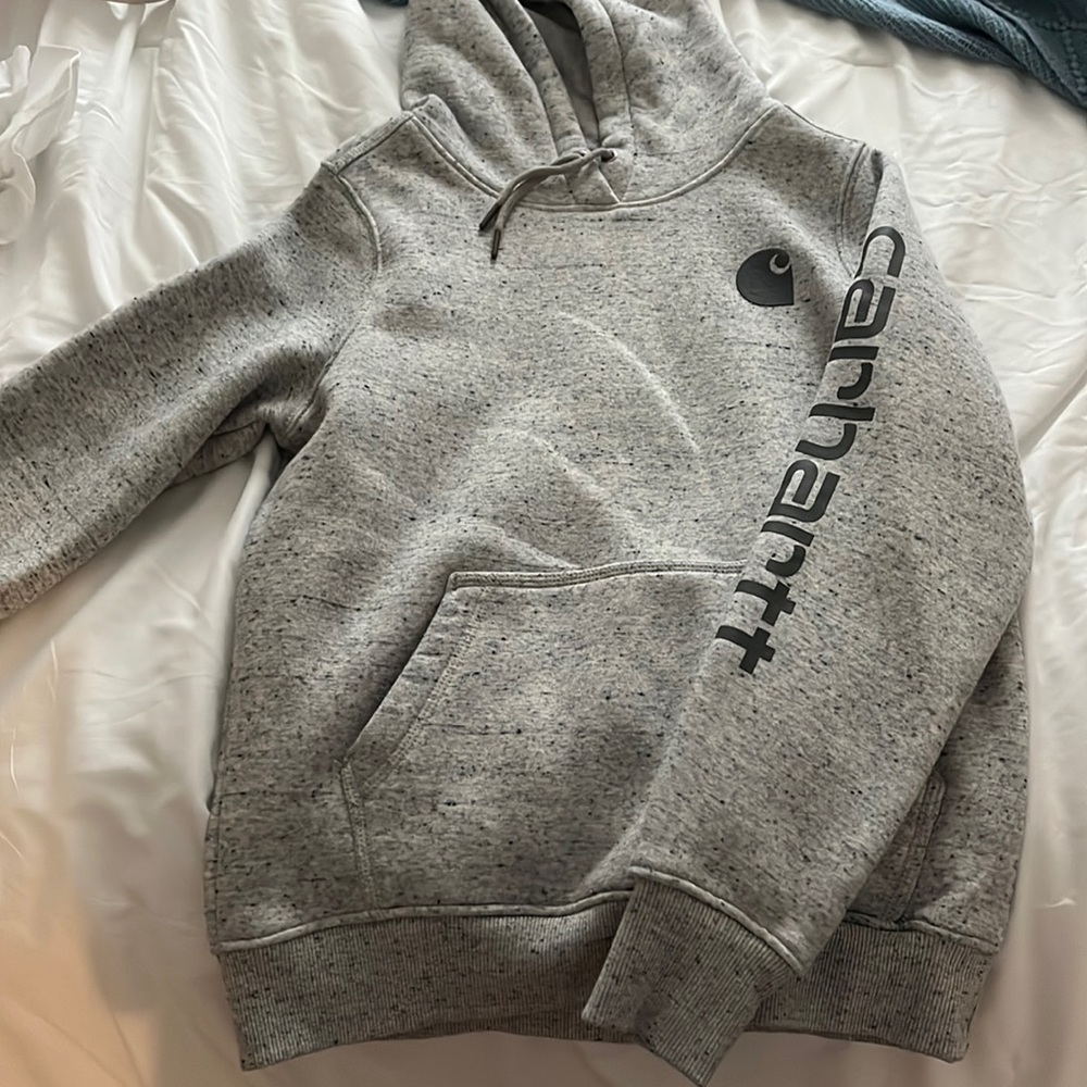 Women’s Carhart sweatshirt, size small.